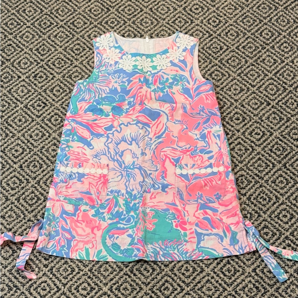 🎉 GUC 🎉 Lilly Pulitzer Sz 4 Pink and Blue Floral Dress with Lace and Pockets